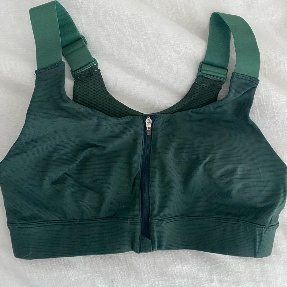 Outdoor voices zip bra in evergreen